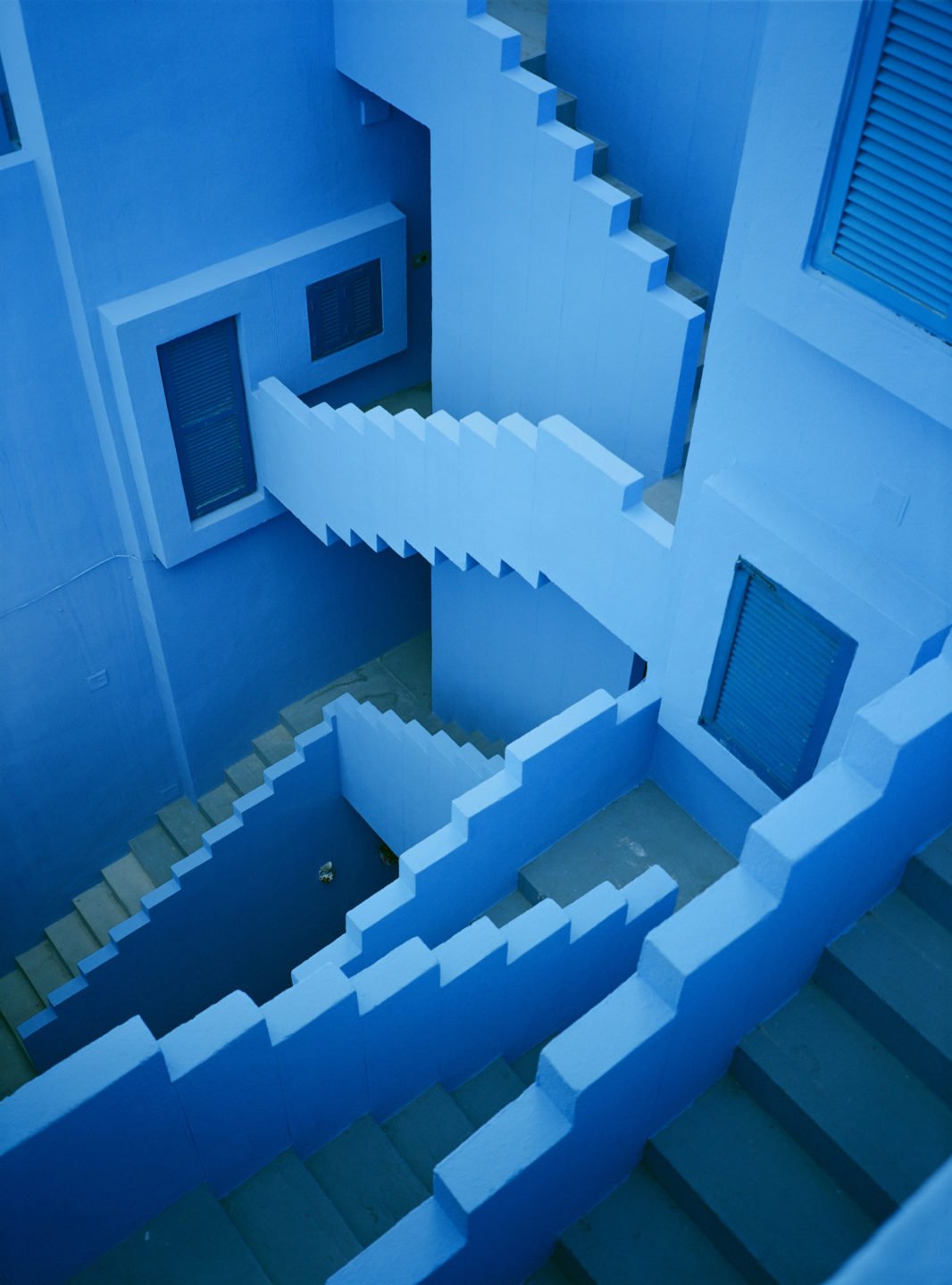 La Muralla Roja is a postmodern residential complex in Manzanera, Calpe, Spain.

Designed by Spanish architect Ricardo Bofill for the client Palomar S.A. in 1968 and completed in 1973, it has been ranked among “the 10 most iconic works of Ricardo Bofill.”
