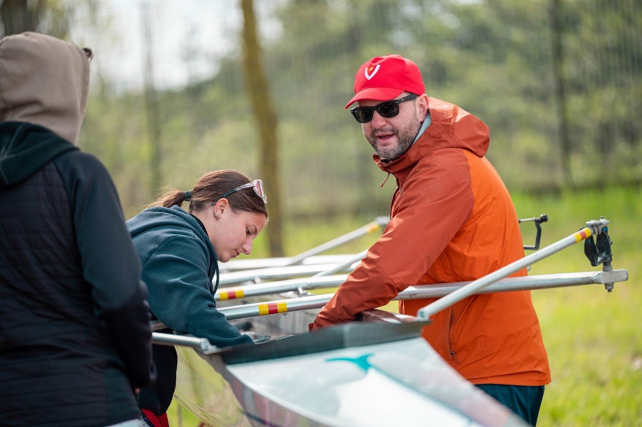Vittorino athletes and coaches at the La Standiana Rowing Regatta.